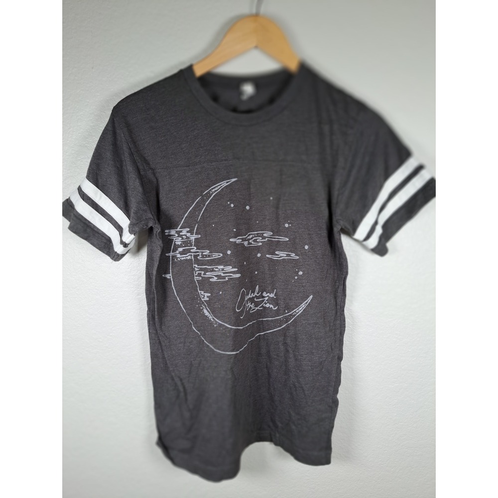 Judah and the Lion Band T-Shirt Charcoal Gray Moon Graphic Small S